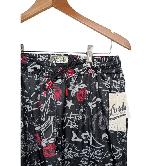 Fresh Prints of Bel-Air Graffiti Jogger Pants Black Red Roses Men’s Medium NWT - Picture 4 of 6
